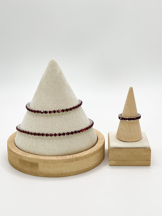 January Mini GemStack Garnet Silver